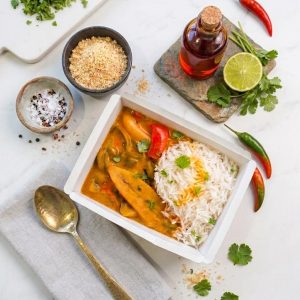 Moqueca de banana da terra e arroz - VEGANA